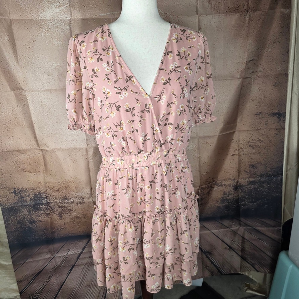 WAYF Pink Floral Smocked Waist Tiered Mini Dress V-Neck Short Puff Sleeve Medium
